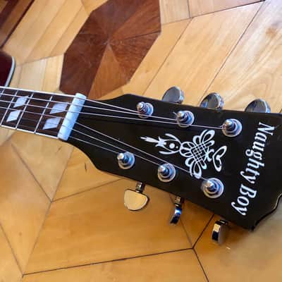NAUGHTY BOY HUMMINGBIRD ACOUSTIC ELECTRIC DREADNOUGHT GUITAR in CHERRY BURST w/ GATOR CASES GIG BAG & STRAP image 10