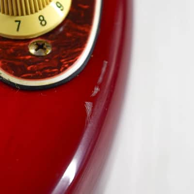 Fender Strat Plus Deluxe with Maple Fretboard - Crimson Burst image 4