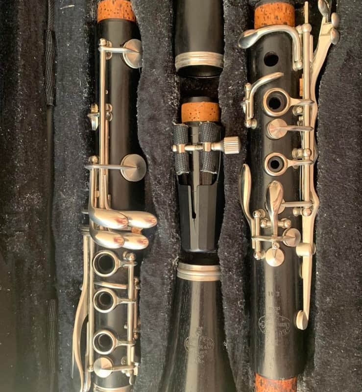 Buffet Crampon E11 Intermediate Bb Clarinet 2010s - Black image 1