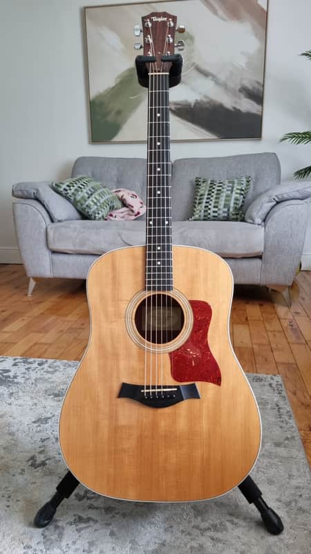 Taylor 210-G Gloss Top Acoustic Guitar image 1