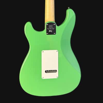 PRS SE Silver Sky Electric Guitar in Ever Green w/ Gigbag image 4