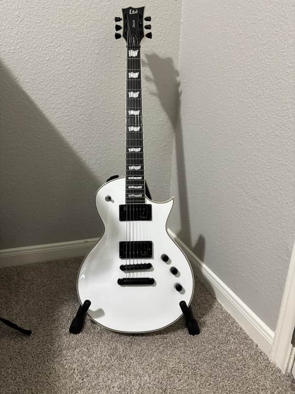 ESP LTD EC-1000T CTM with Ebony Fretboard 2011 - 2013 - Snow White image 1