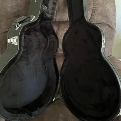 Taylor Hard Shell Case for Grand Symphony Guitars 2010s image 2
