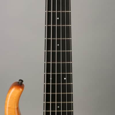 Modulus Graphite Quantum 6 Bass - 1994 - Curly Maple image 6