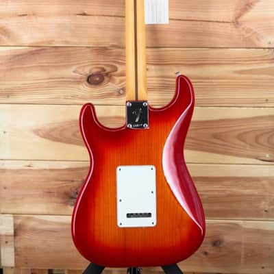 Fender Player II Stratocaster HSS - Aged Cherry Burst image 9