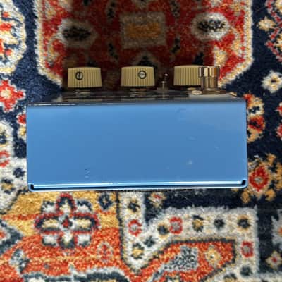 Kingsley Squire BF 2015 - Present - Blue image 4