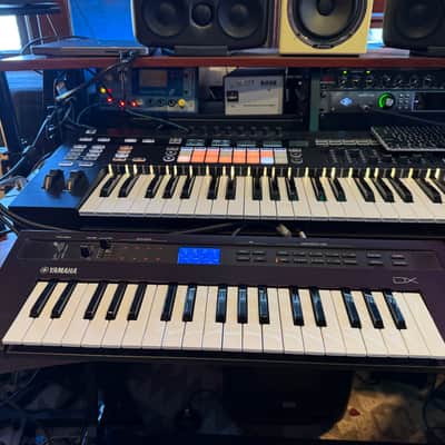 Buy used Yamaha Reface DX Mini Mobile Keyboard 2015 - Present - Black