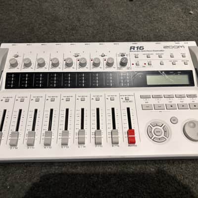 Zoom R16 USB Audio Interface / Digital Multitrack Recorder / Control Surface 2010s - White image 1