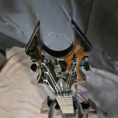 BC Rich W.M.D. Warbeast image 4