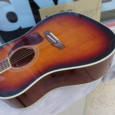 GIBSON 2025 J-45 CUSTOM SHOP GRIZZLEY SUNBURST MINT! image 7