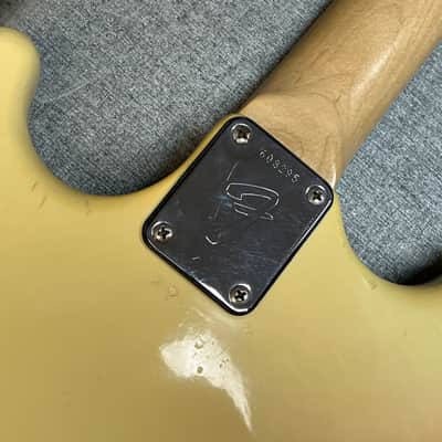 1975 Fender Musicmaster Bass Guitar Olympic White image 7