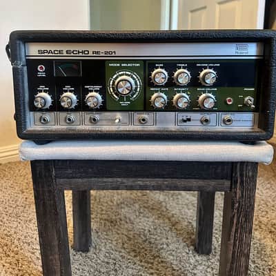 Roland Space Echo RE-201 1974-88 - Black