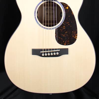Martin 000C Jr E Junior Acoustic-Electric Guitar w/Gigbag image 2