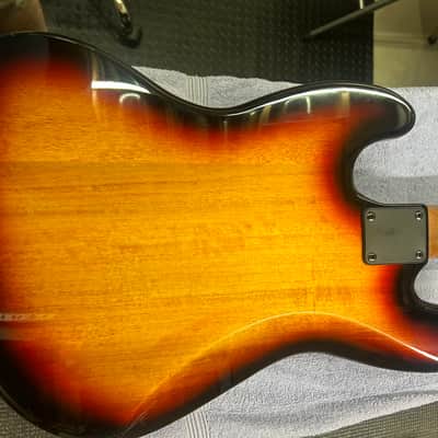 Squier Custom Jazz Bass Upgraded- 3 tone sunburst image 14