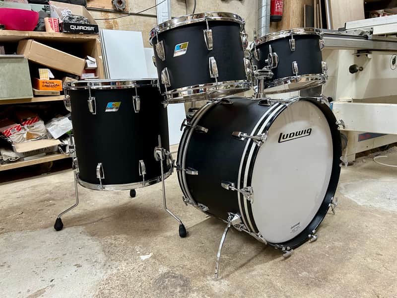 Ludwig Big beat outfit 1970 - Black panther image 1