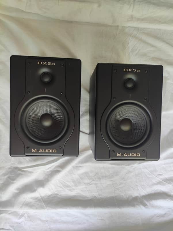 M-Audio Studiophile BX5a Deluxe image 1