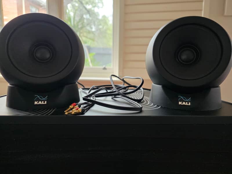 Kali Audio IN-UNF Ultra Nearfield Monitor System image 1