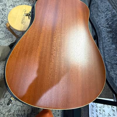 Seagull M6 Cedar 2005 with Hardshell case image 5