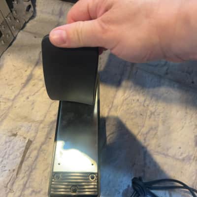 Roland Piano Style Sustain Pedal image 13