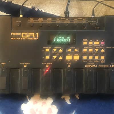 Roland GR-1 Guitar Synthesizer 1992 - 1996 - Black