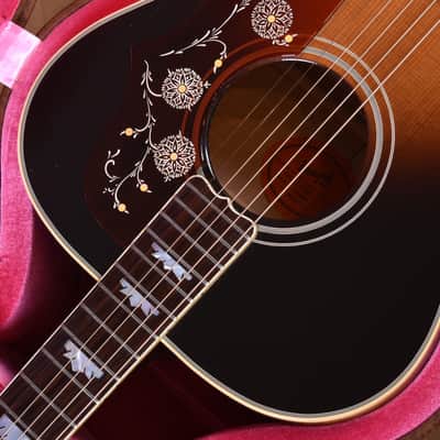 Gibson Custom Historic 1957 SJ-200 Vintage Sunburst image 5