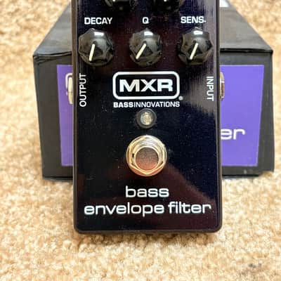 MXR M82 Bass Envelope Filter | Reverb Canada