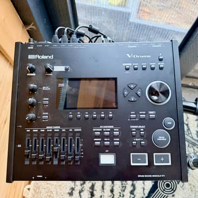 Roland TD713 V-Drum Kit with Mesh Pads 2024 - Present - Black image 4