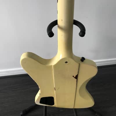 1989 Gibson Thunderbird white color image 12