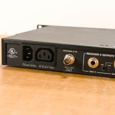 Shure U4D-J4 Dual-Channel Wireless Receiver with U1 Bodypack - J4 Band CG01YG6 image 9