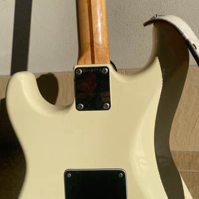 Made in Japan Squier Stratocaster 1986 - Olympic white image 7