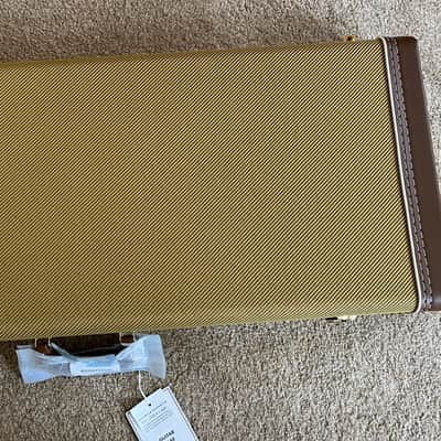 Fender Classic Series Wood Case for Strat and Tele in Tweed image 13