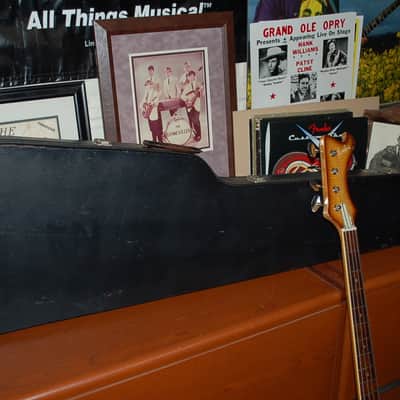 Video Demo 1967 Avalon AV-2 Shaggs Double Pickup Bass Guitar Pro Setup Original Hard Shell Case image 12