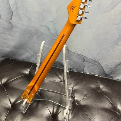 Squier Classic Vibe 50s Loaded Stratocaster Neck Vintage Tint with Maple Fingerboard, Gotoh Tuners image 5