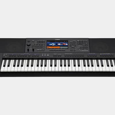 Yamaha PSR-SX900 61-Key Arranger Workstation - Black