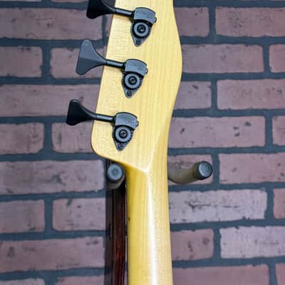 Woodcraft Electric Guitars Bobcat 4 Vintage White Custom Bass 34" Scale image 4