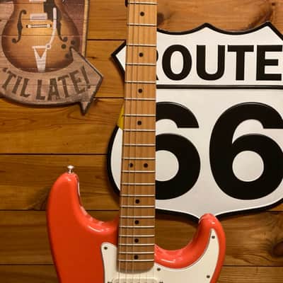 Used Fender Stratocaster California - Fiesta Red image 4