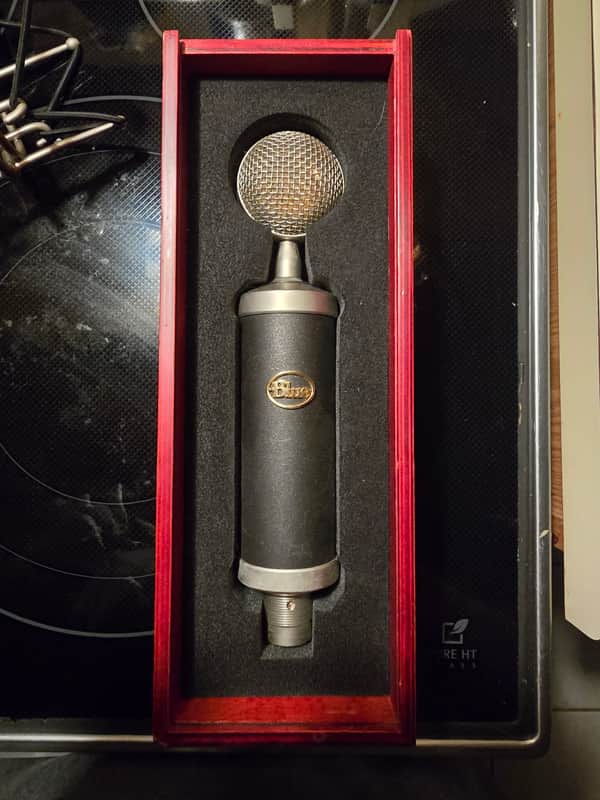 Blue Baby Bottle Large Diaphragm Cardioid Condenser Microphone image 1