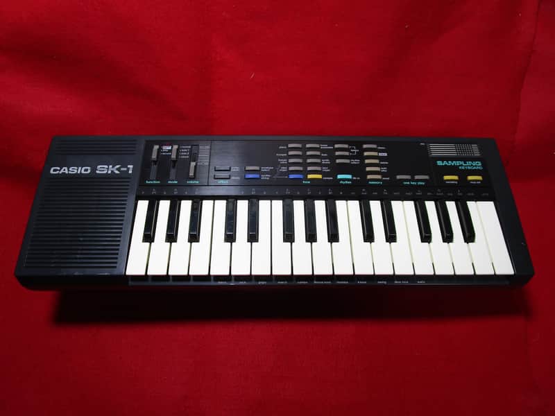 Casio SK-1 32-Key Sampling Keyboard 1986 - Black