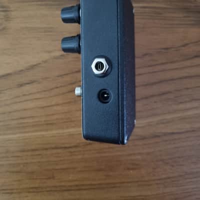 Lovepedal Zendrive 2013 - Present - Black / White image 3