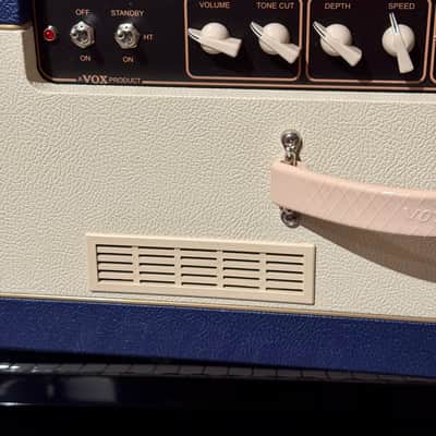 Vox AC15 Custom CC TTBC Limited Edition 1x12” 2025 - Two Tone Blue & Cream image 8
