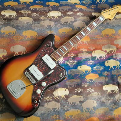 Fender Jazzmaster JM66B Crafted in Japan - Sunburst image 2