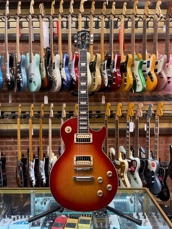 2022 Gibson Les Paul Classic Heritage Cherry Sunburst image 1