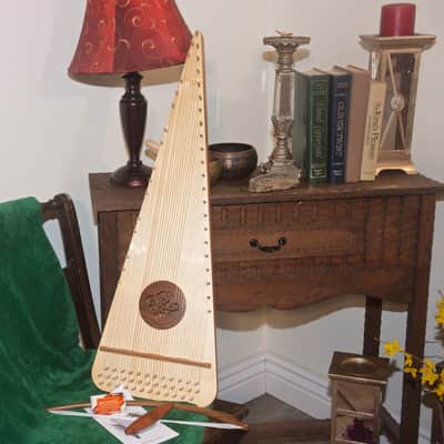 Roosebeck Right Hand Handed Rounded Baritone Psaltery & Bow + Extra Replacement Strings Set image 2
