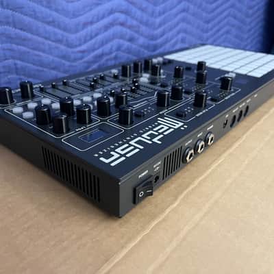 Polyend Dreadbox Medusa Hybrid Synthesizer 2018 - 2021 - Black image 8