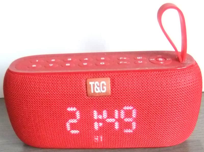 RARE T&G TG-177 BLUETOOTH WIRELESS SPEAKER WITH FM RADIO ALARM CLOCK - GOOD, WORKING image 1