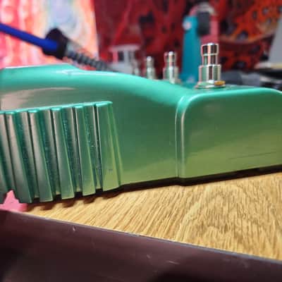 *Switch and LED Mods- Line 6 DL4 Delay Modeler 1999 - 2021 - Green image 2