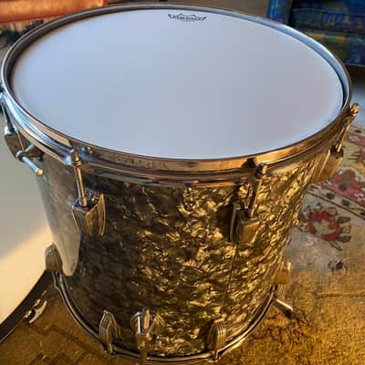 Ludwig No. 980 Super Classic Outfit 9x13 / 16x16 / 14x22" Drum Set with Keystone Badges 1960 - 1968 - Black Diamond Pearl image 8
