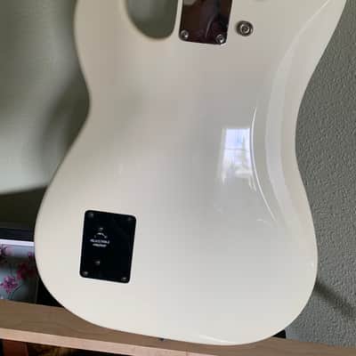 Fender Precision Bass Active 1992 - White image 5