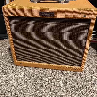 Fender Blues Junior Lacquered Tweed 15-Watt 1x12" Guitar Combo 2016 - Present - Lacquered Tweed image 1