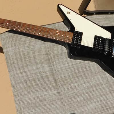 Gibson Explorer '76 Reissue Electric Guitar Ebony 2011 image 5